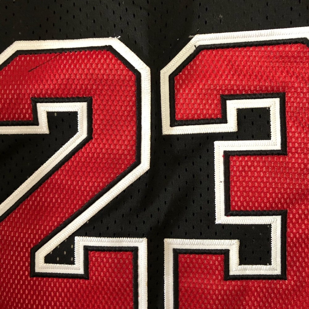 Michael Jordan Bulls Jersey 3XL - Picture 6 of 10